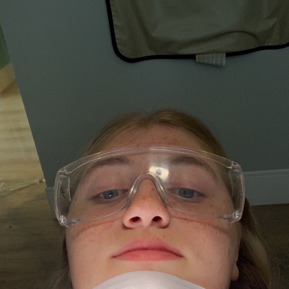 Meet your Posher, Mackenzie - Picture 7 of 9